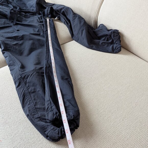 NWT Uniqlo JWAnderson Navy Cargo pants, Size L - Picture 10 of 10